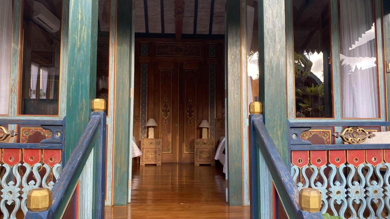 Villa Telaga Wana Sukawati Exterior foto
